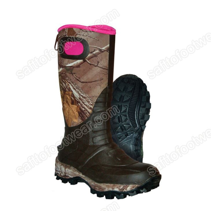 Smèl solid deyò kawotchou bòt ki enpèmeyab